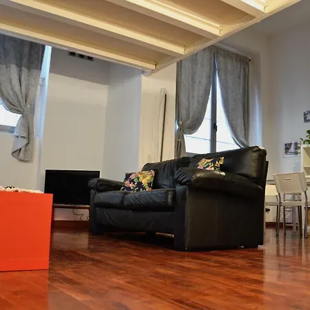 Apartment Via Valtellina Loft