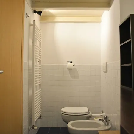 Via Valtellina Loft Apartment Milan