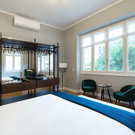 Manzoni Clc Daire Milano