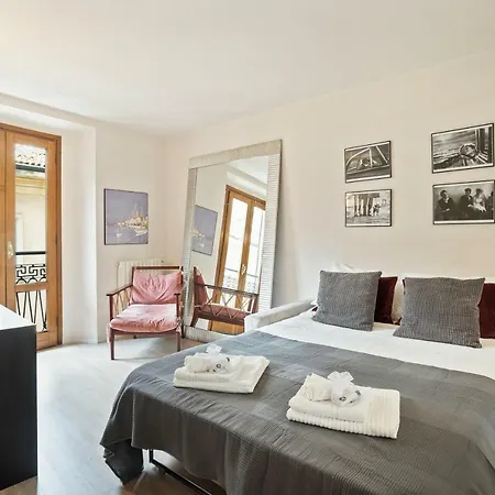 Stylish Downtown - Brera Apartment