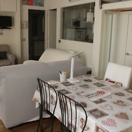 아파트 Area Navigli Romantico Loft