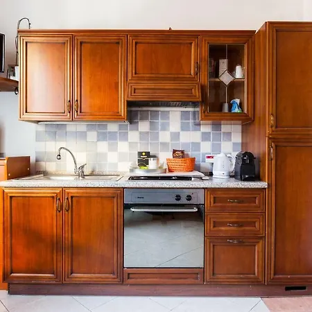 Grazioso Monolocale Stile Vecchia Apartamento