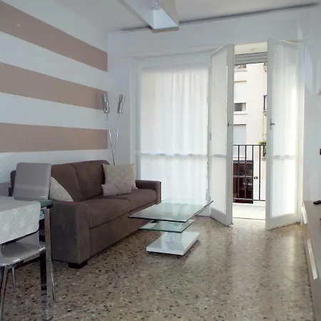 Lejlighed Lacaralele