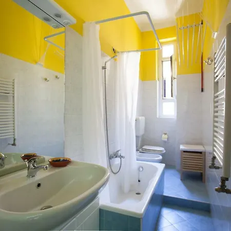 Colorful Apt In * Μιλάνο