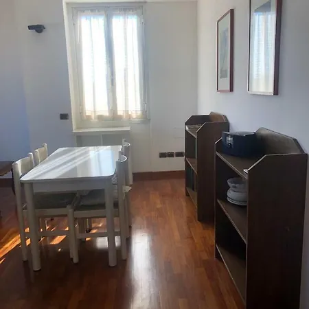 Apartament Zara Station *