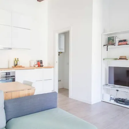 Attico Design Milano Centro-Porta Venezia Апартаменты *