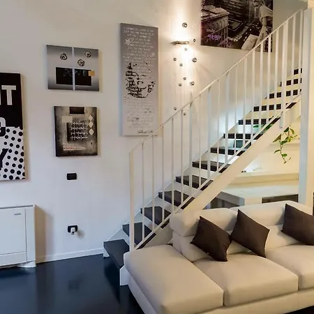 Luxury Loft - Station