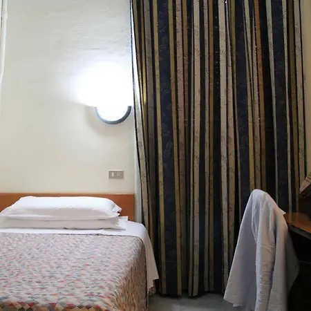 Hotel Leonardo Da Vinci *