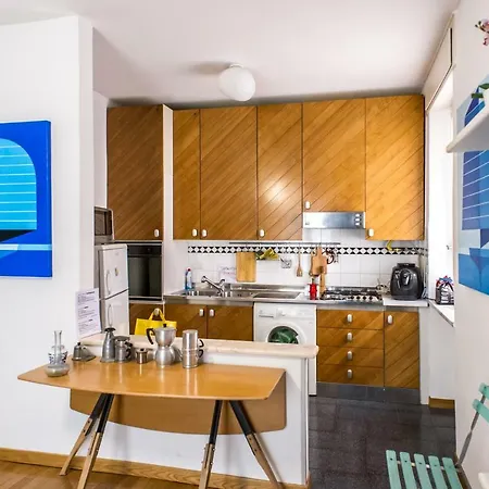 Via Savona, Navigli Apartamento