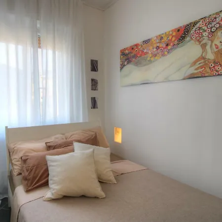 بيت ضيافة A Casa Di Ara ميلان