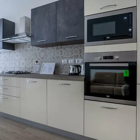 Italianway - Ascanio Sforza 81a Flat *