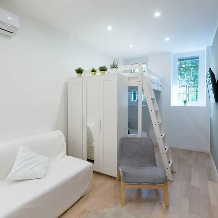 Bocconi 1 Appartement *