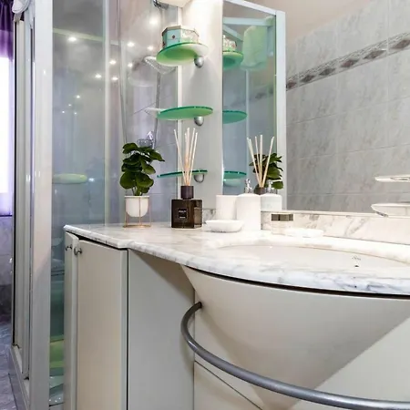 Hintown Porta Romana High Miniterrace Apartment