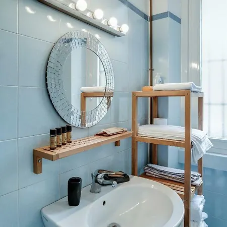 Guesthero - - Dateo Train Station Apartment