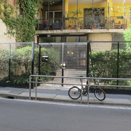 Via Savona, Navigli Apartamento