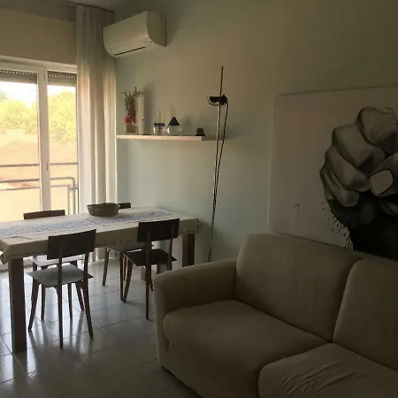 Leoni Charminghouse Apartment