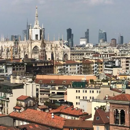Brand New Flat In Duomo Area * Μιλάνο
