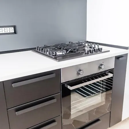 Brand New Flat In Duomo Area Μιλάνο