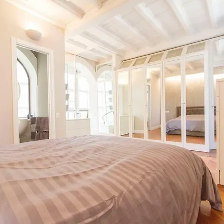 Easylife - - Correnti 24 - Duomo *