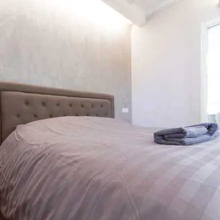 Easylife - - Correnti 24 - Duomo