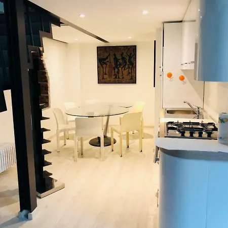 Ugo Bassi - Loft Isola Apartamento *