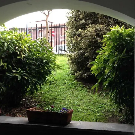 Blu A Zona Ripamonti Vicino Allo Ieo Apartamento