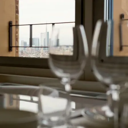 Domux Torre Velasca 2* Milan