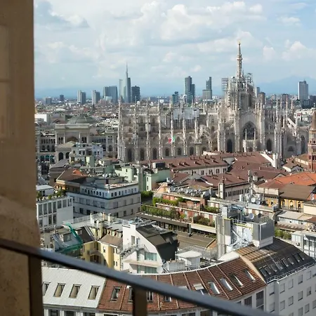 Domux Torre Velasca Aparthotel Milan