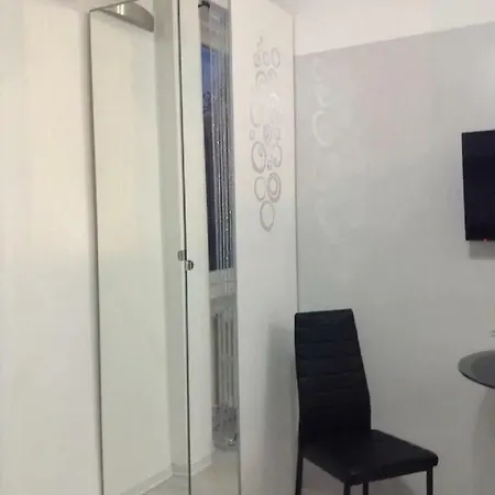 ℒovely & ℰlegant Next To Duomo/missori *