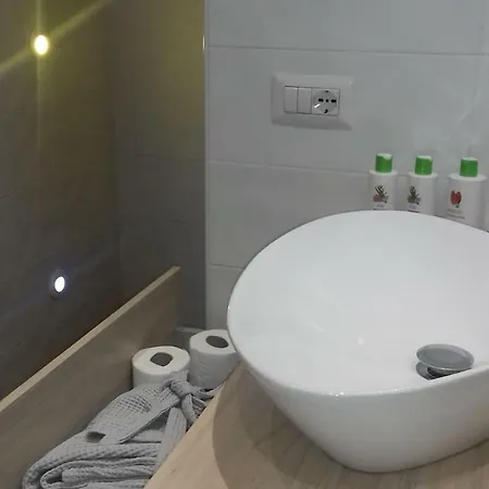 10 Via Giuseppe Sirtori Apartamento Milão