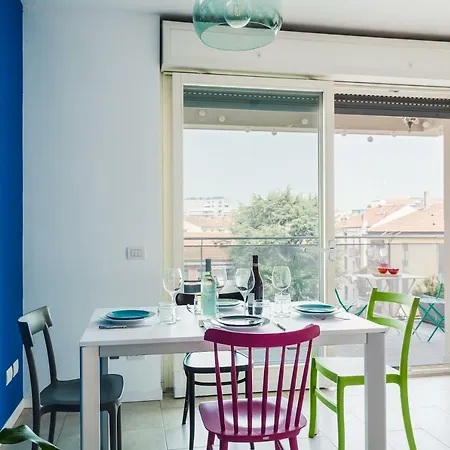 Bright And Spacious In Milan! דירה מילאנו