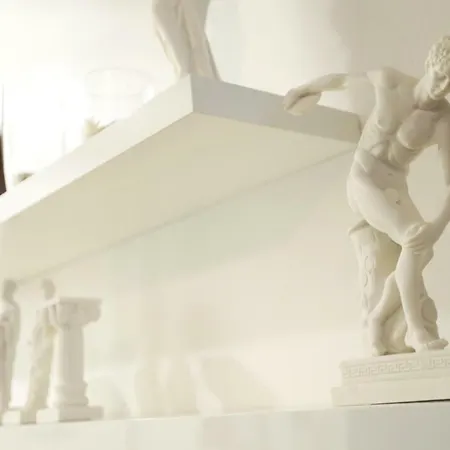 Hermes Apartment