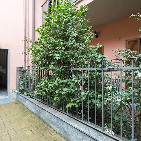 San Siro -caldera, Floreal With Private Garden! *