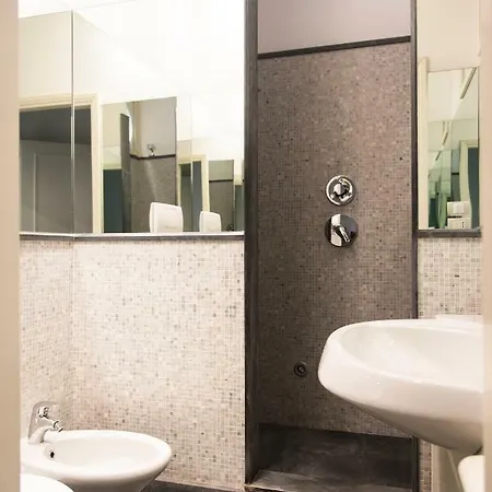 Youhosty - Pisani Small 13 Apartment Milan