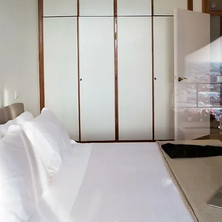 Domux Torre Velasca Aparthotel Mailand