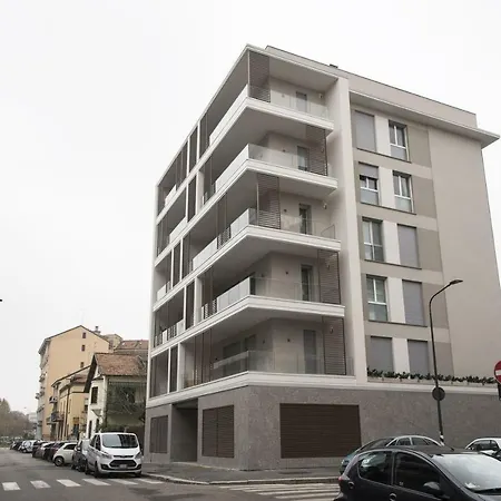 Design & New Center Apartment Mailand