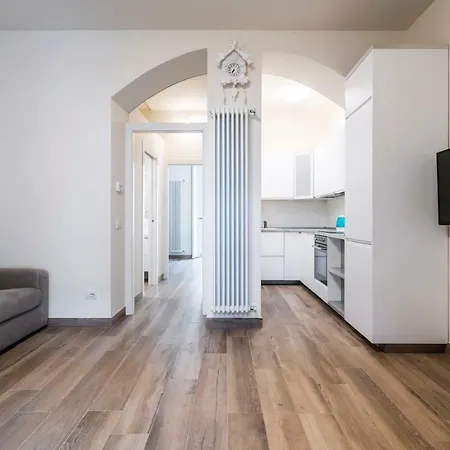 Apartment Menabrea Flat Milan