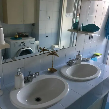 Leoni Charminghouse Apartment *