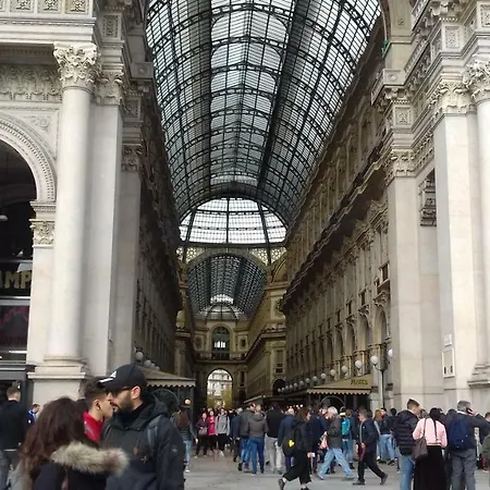 10 Via Giuseppe Sirtori Lägenhet *