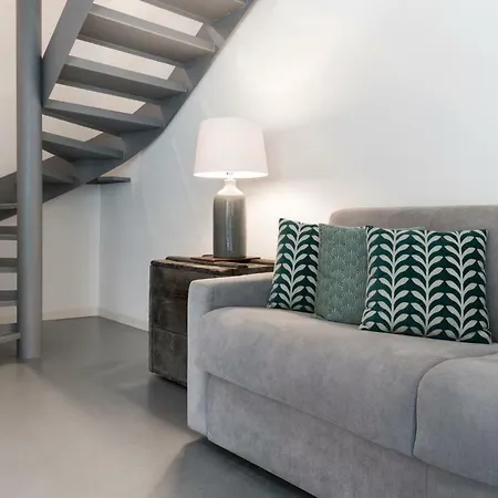 Luxury Fioravanti Apartment Milan