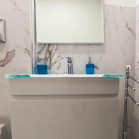 Milan Style Apartment - City Center 公寓 *