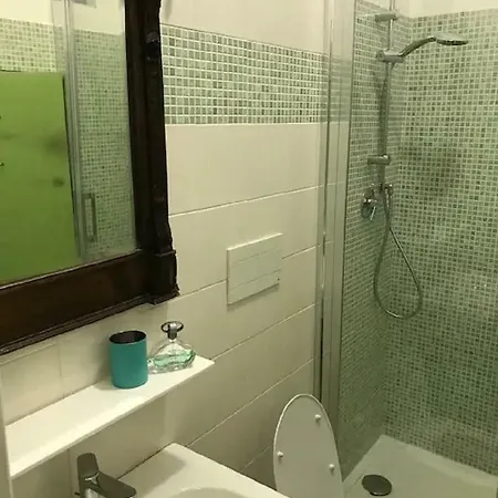 ℒovely & ℰlegant Next To Duomo/missori Lägenhet *