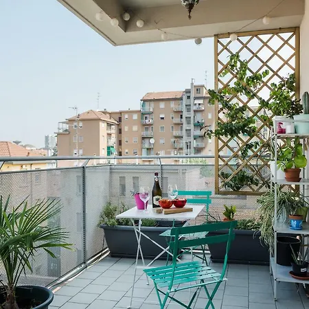Bright And Spacious In Milan! *