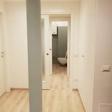 Apartamento 34 Via Giulio Carcano