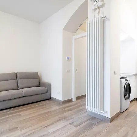 Menabrea Flat