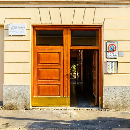 Legnone B Flat Apartamento *