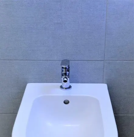 Appartement 34 Via Giulio Carcano Milaan