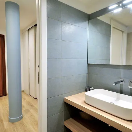 Appartement 34 Via Giulio Carcano *