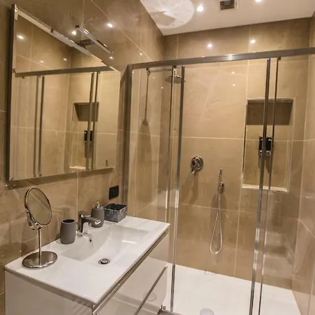 Castle Near Duomo * Mediolan