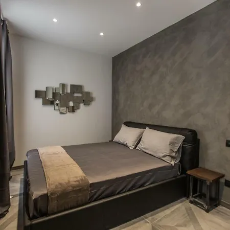 Castle Near Duomo Апартаменты *